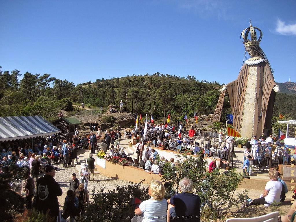 2014 05 01 NOTRE DAME D AFRIQUE MEMORIAL A THEOULE SUR MER (13) par Chantal Derouet.JPG